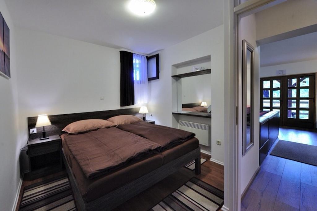 Apartment Drvena Kuca Mreznica Gornji Zvečaj Quarto foto